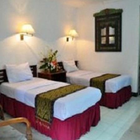 Hotel Tanjung Emas Surabaya Exterior foto